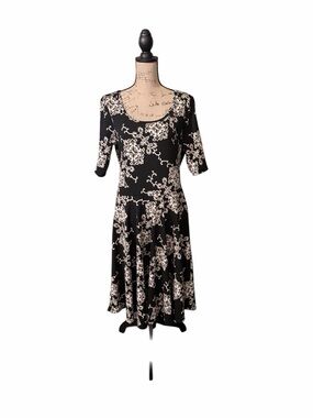 LuLaRoe Nicole Elegant Midi Dress